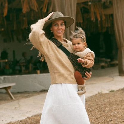 echarpe de portage maman chapeau bébé léopardo carrousel